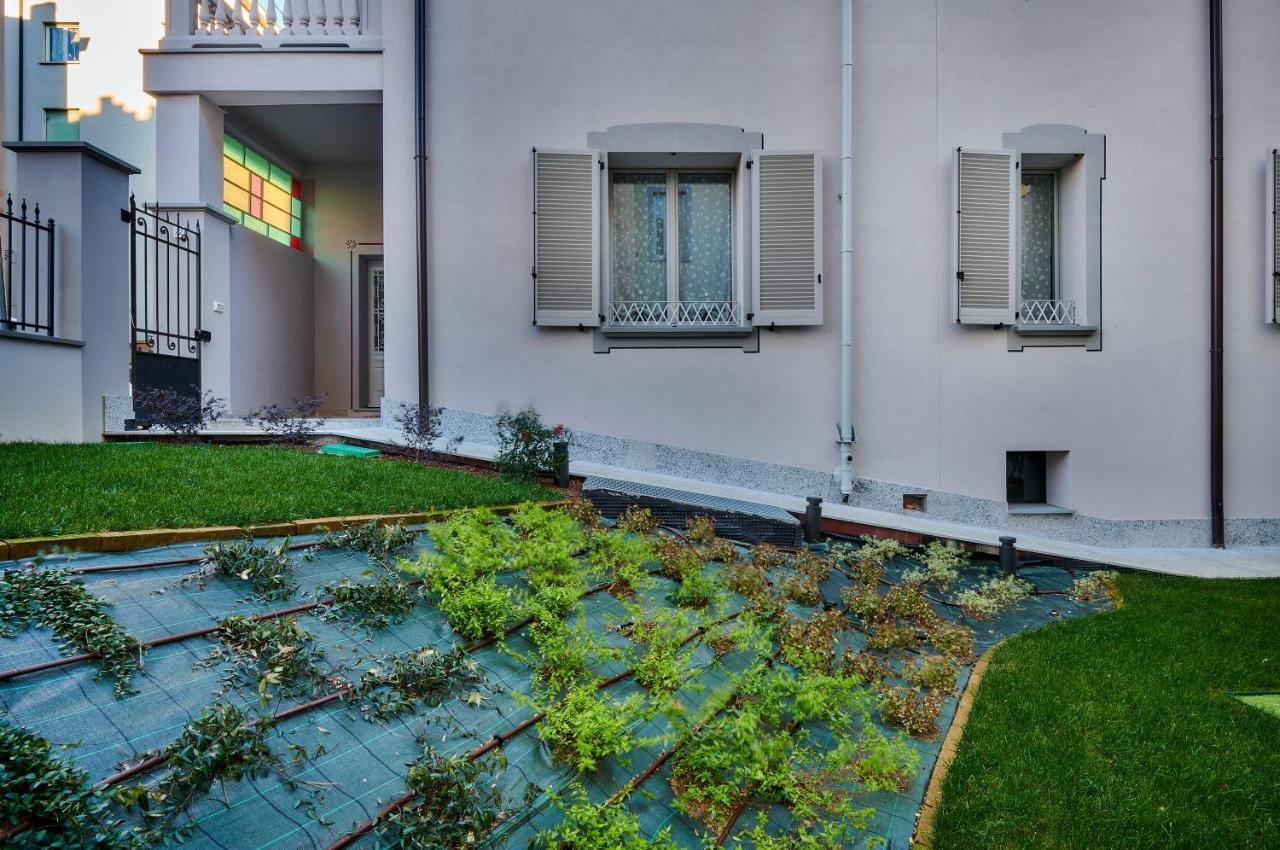 Lecco Lake Apartments Villa Liberty ภายนอก รูปภาพ
