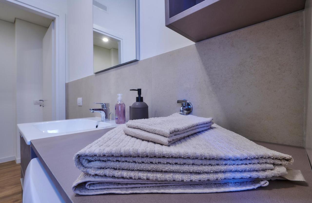 Lecco Lake Apartments Villa Liberty ภายนอก รูปภาพ